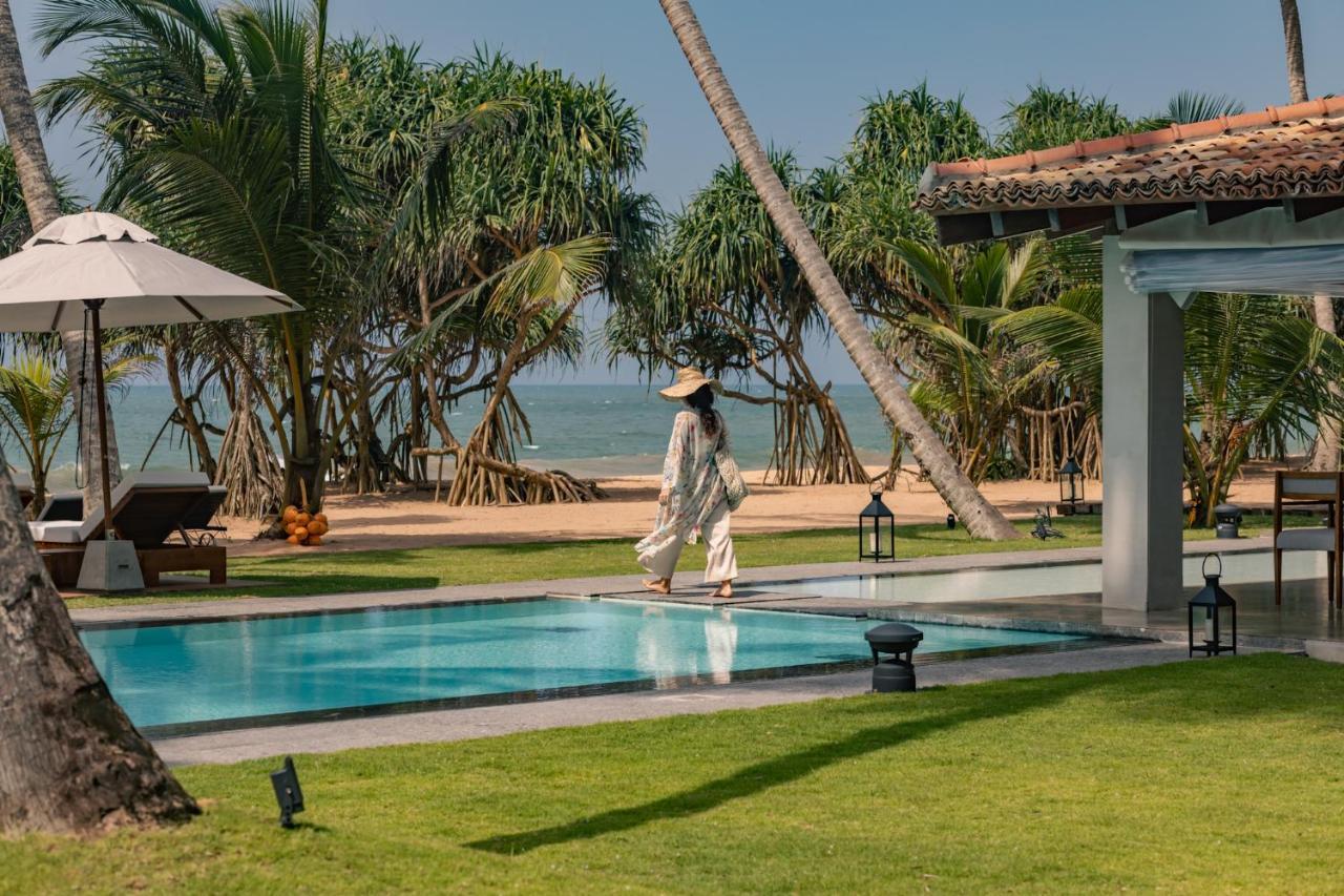 Villa Thamburu, Bentota Exterior photo