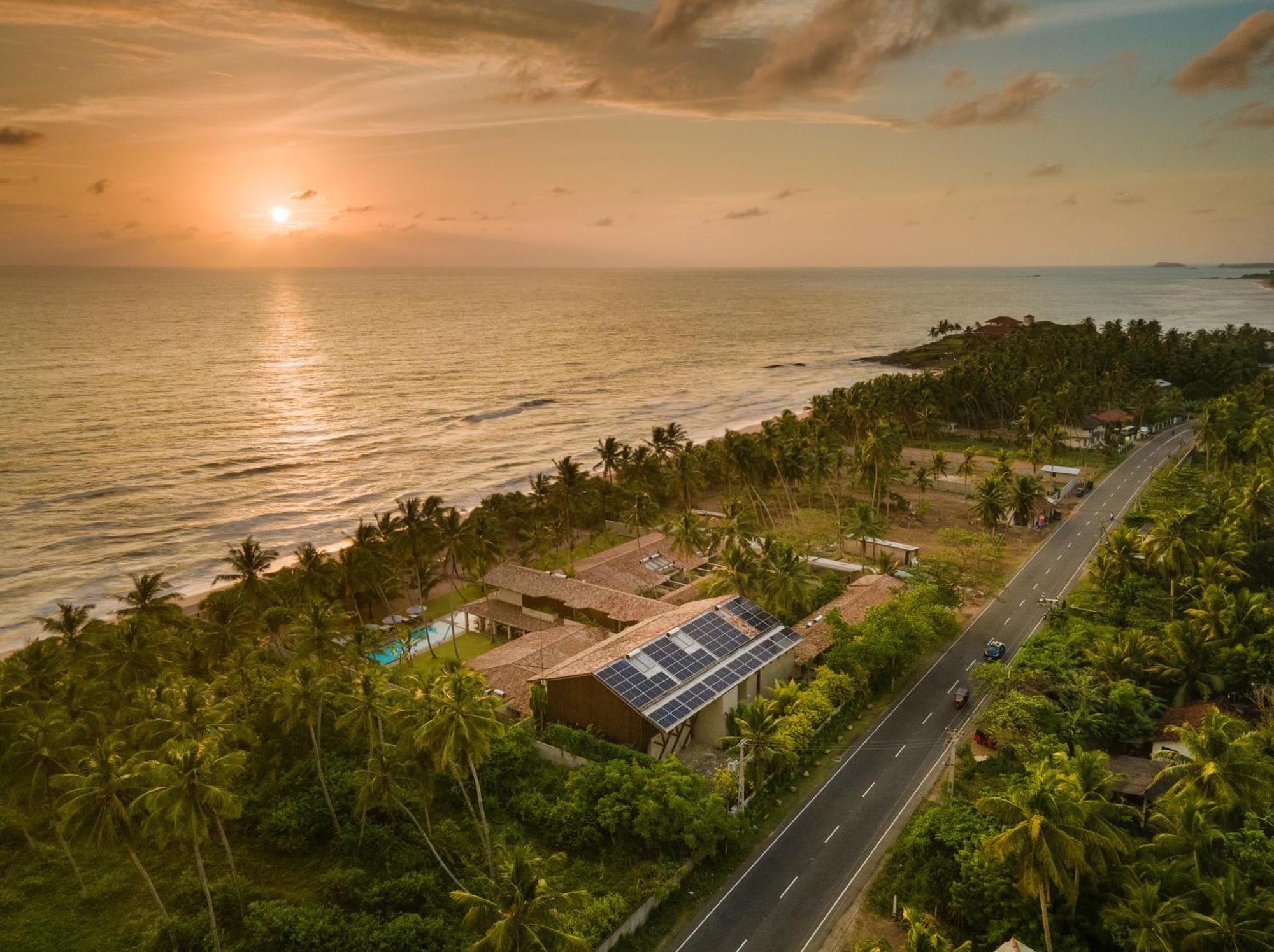 Villa Thamburu, Bentota Exterior photo